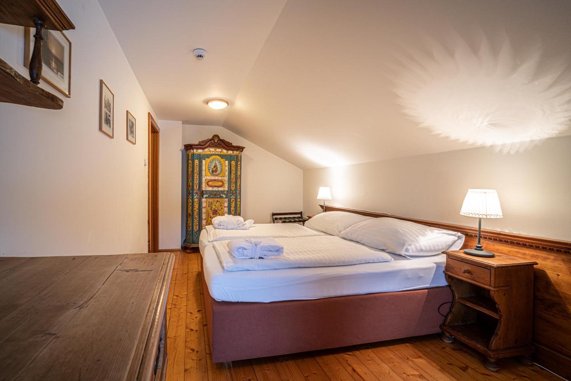 Hotel Sepetna Ostrawica Zewnętrze zdjęcie